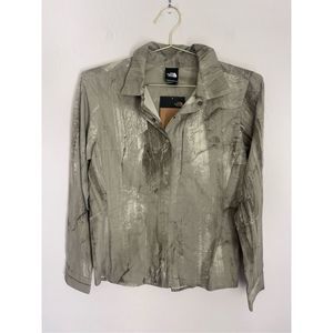 THE NORTH FACE Print Long Sleeve Button Down Shirt Size Small NWT